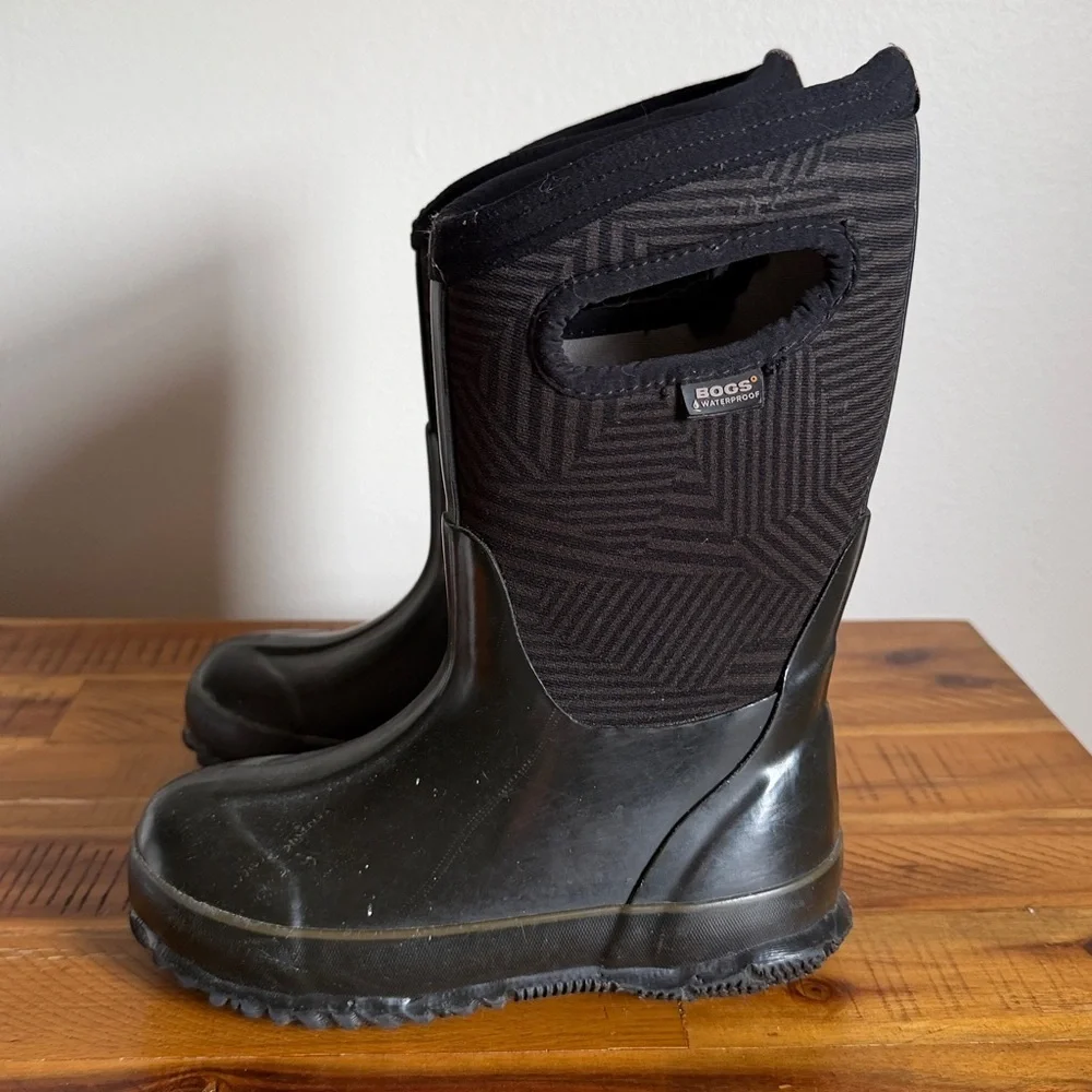 Bogs Black Patterned Rain Boots
